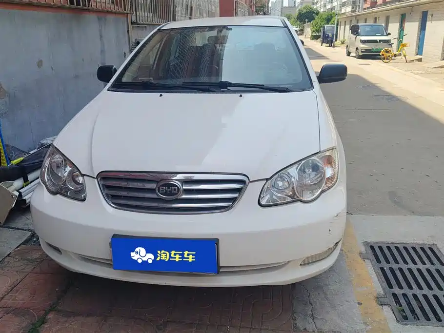 BYD F3 2012 Energy-saving Edition 1.5L Manual Comfort фото 2