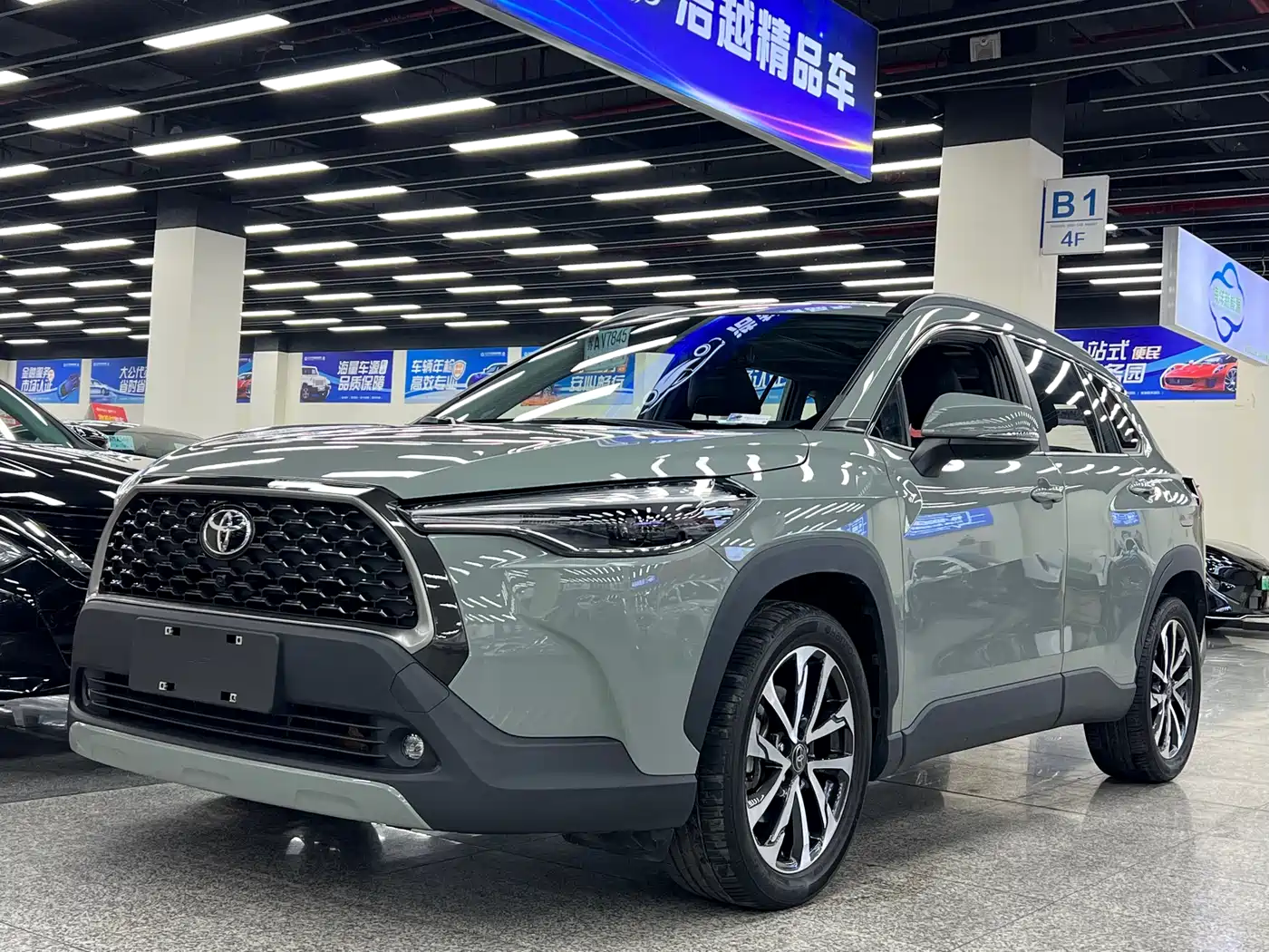 Toyota Corolla Cross 2022 2.0L Flagship Edition фото 15