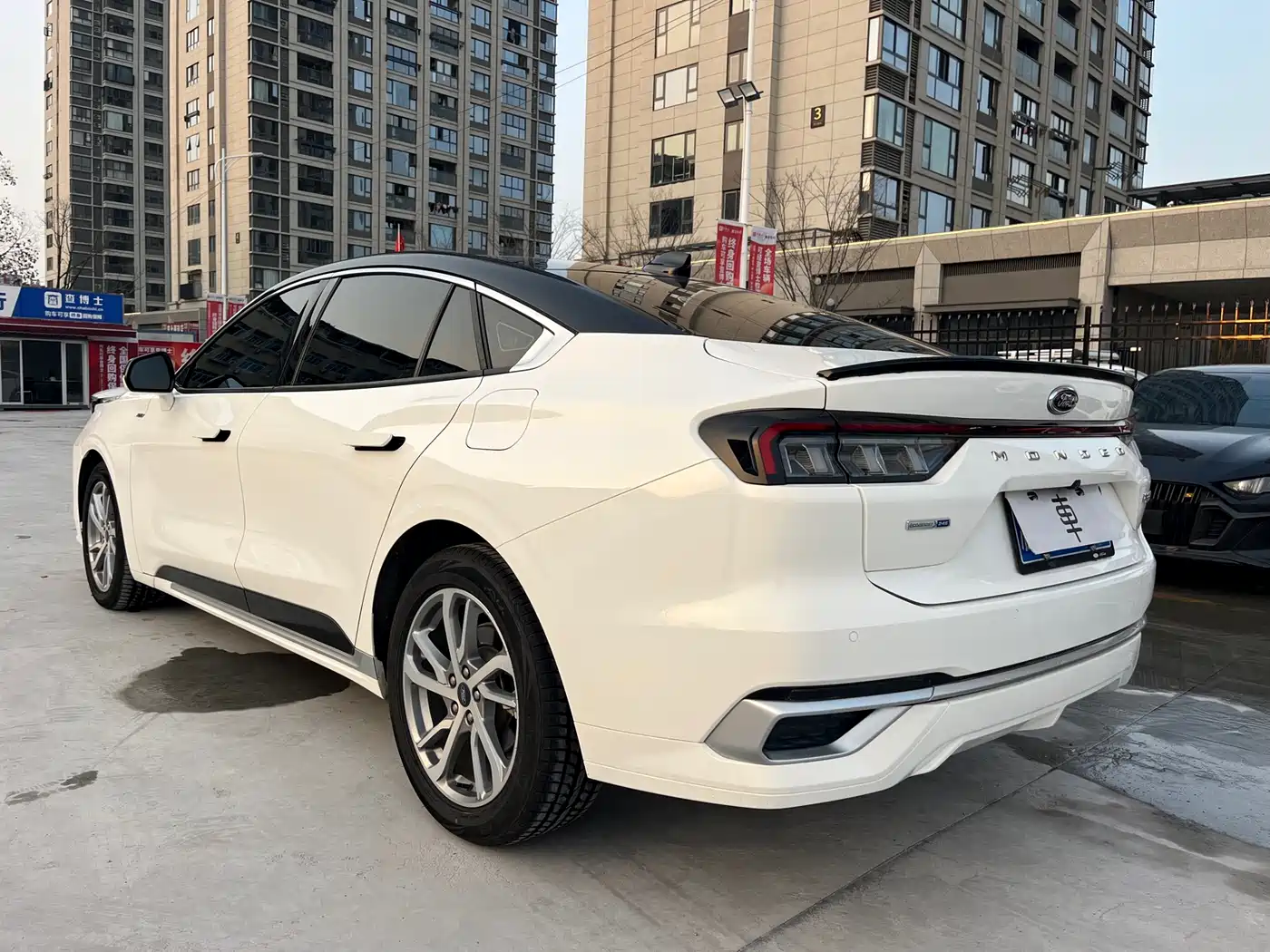 FORD MONDEO