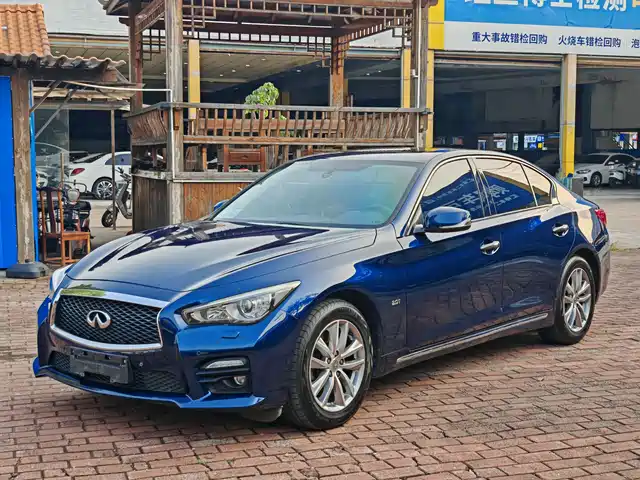 INFINITI Q50L