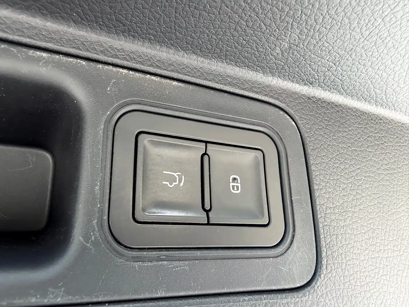BYD Song PLUS PHEV 2021 DM-i 110KM Flagship PLUS фото 14
