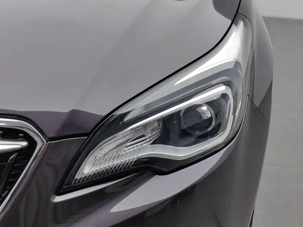 Фото 7 - Buick Envision Plus