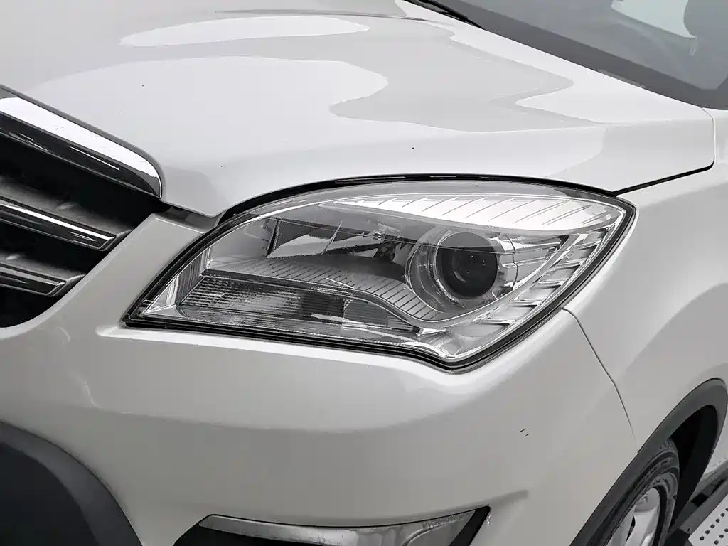 Changan CS35 2014 2014 1.6L Automatic Luxury Type China IV