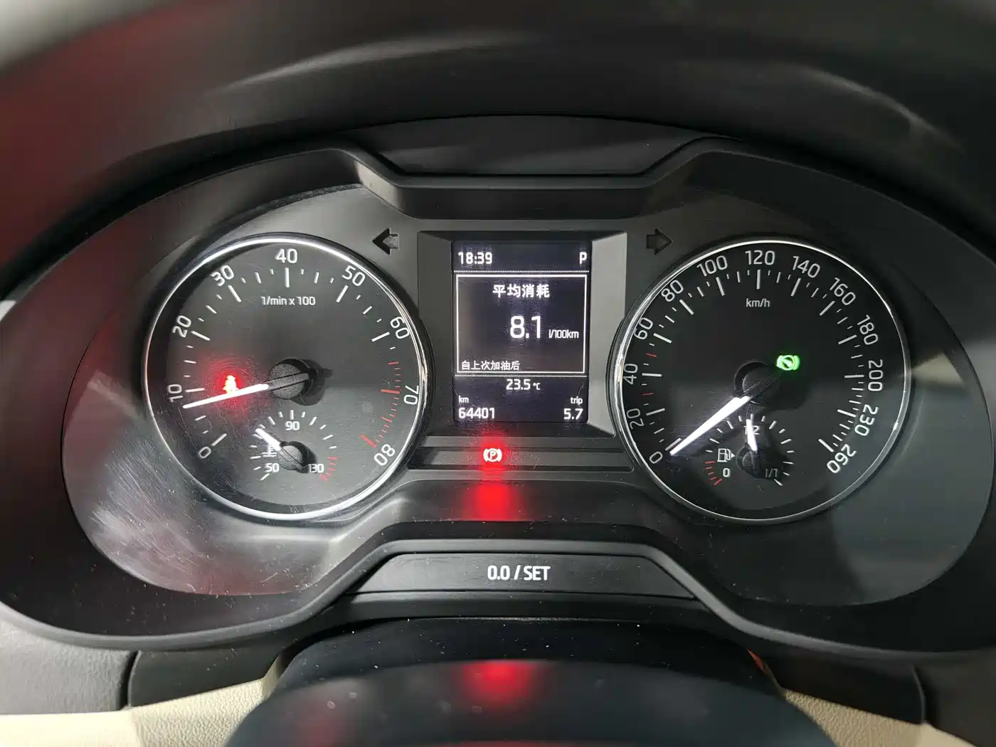 Škoda Octavia 2016 1.6L Automatic Smart Edition фото 17