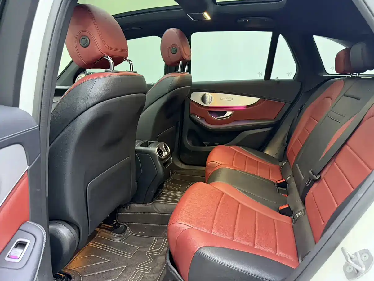 Mercedes-Benz GLC 2020 Facelift GLC 260 L 4MATIC Dynamic фото 10