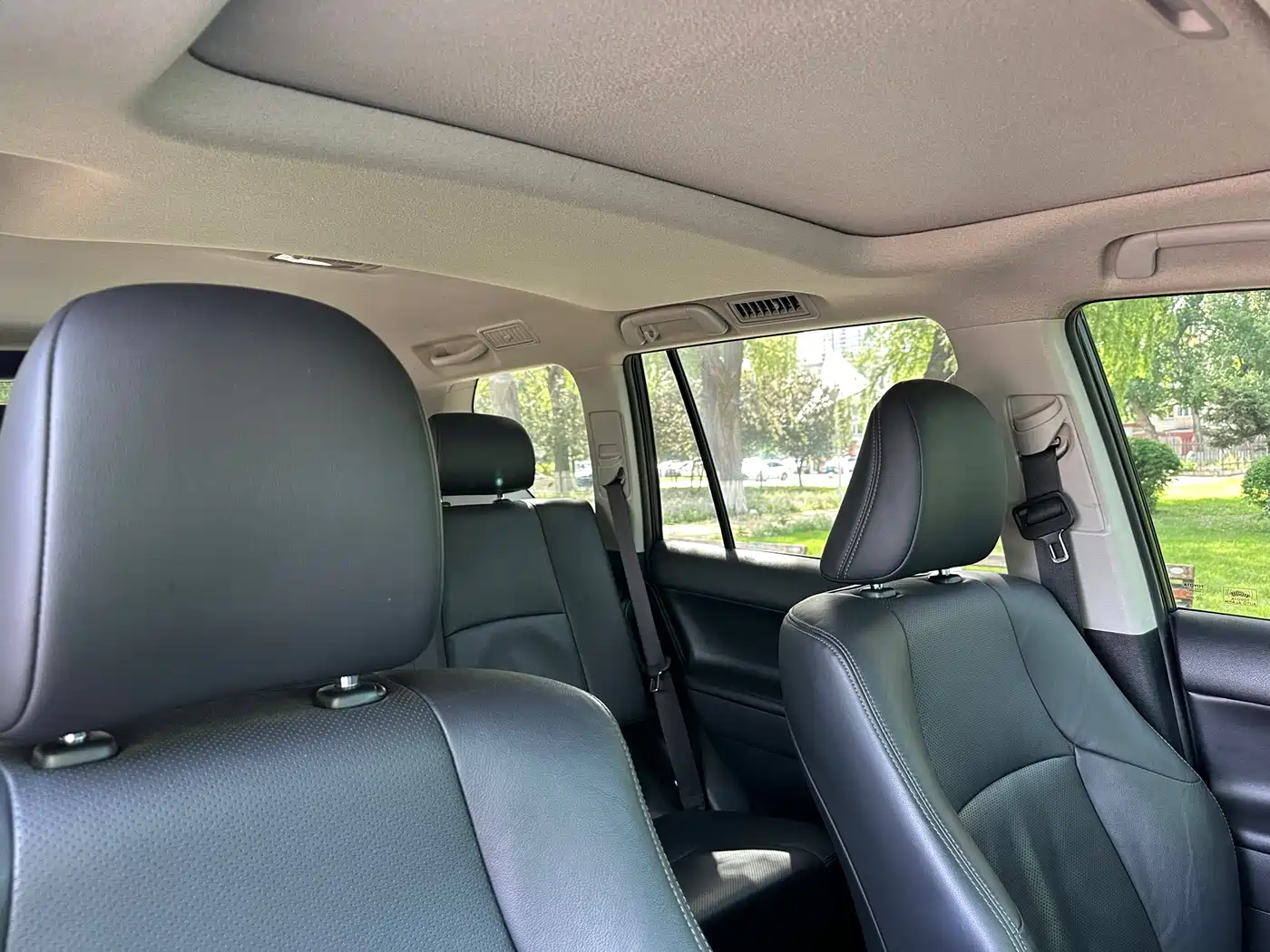 Toyota Prado 2018 3.5L Automatic TX-L Rear-mounted Spare Tire фото 35