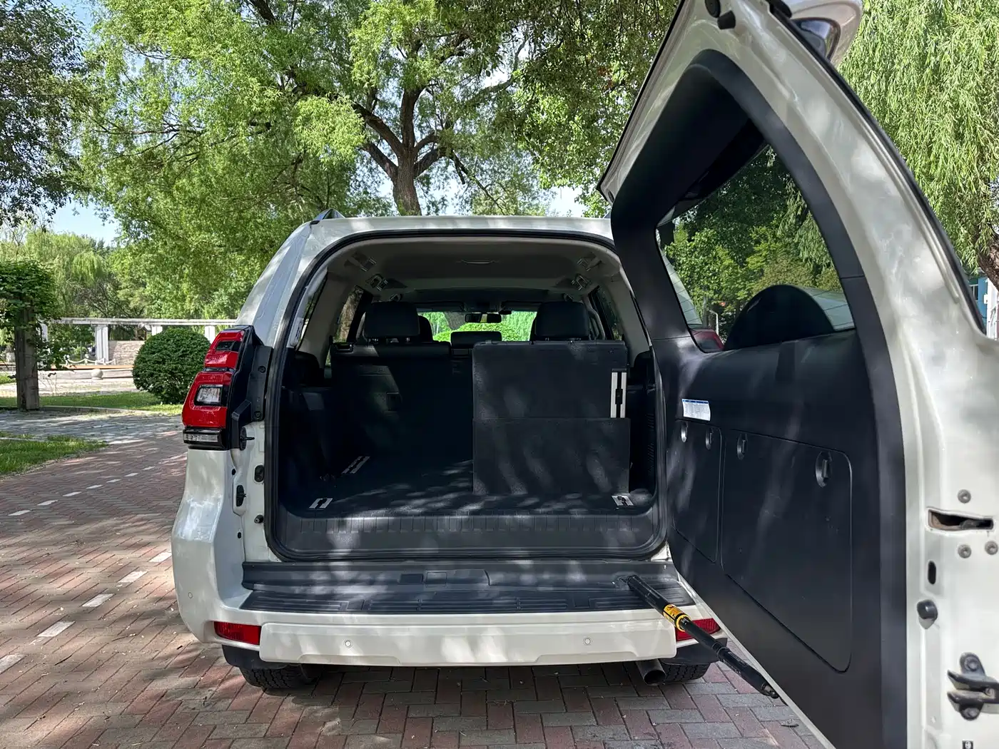 Toyota Prado 2018 3.5L Automatic TX-L Rear-mounted Spare Tire фото 18
