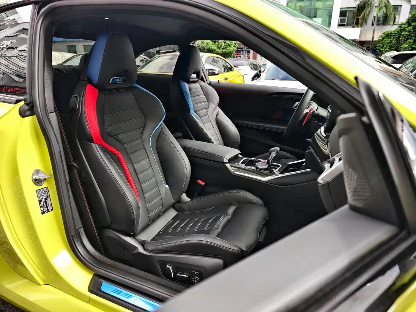 BMW M2 2024 M2 фото 6