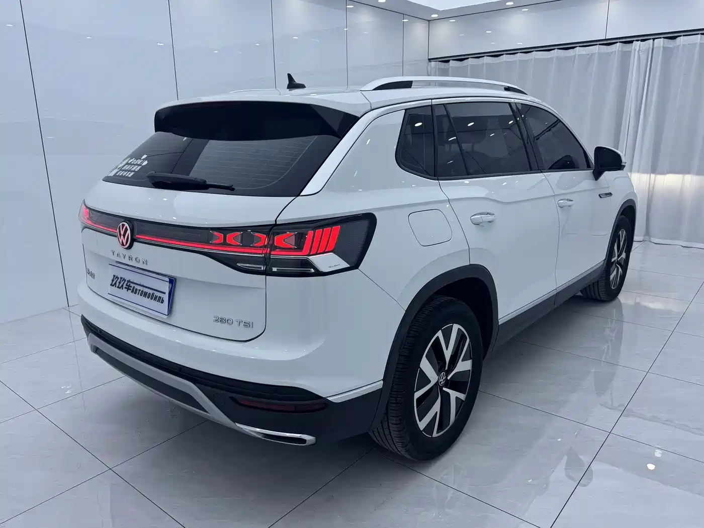 Volkswagen Tayron 2023 280TSI 2WD Luxury Plus Advanced Edition фото 4