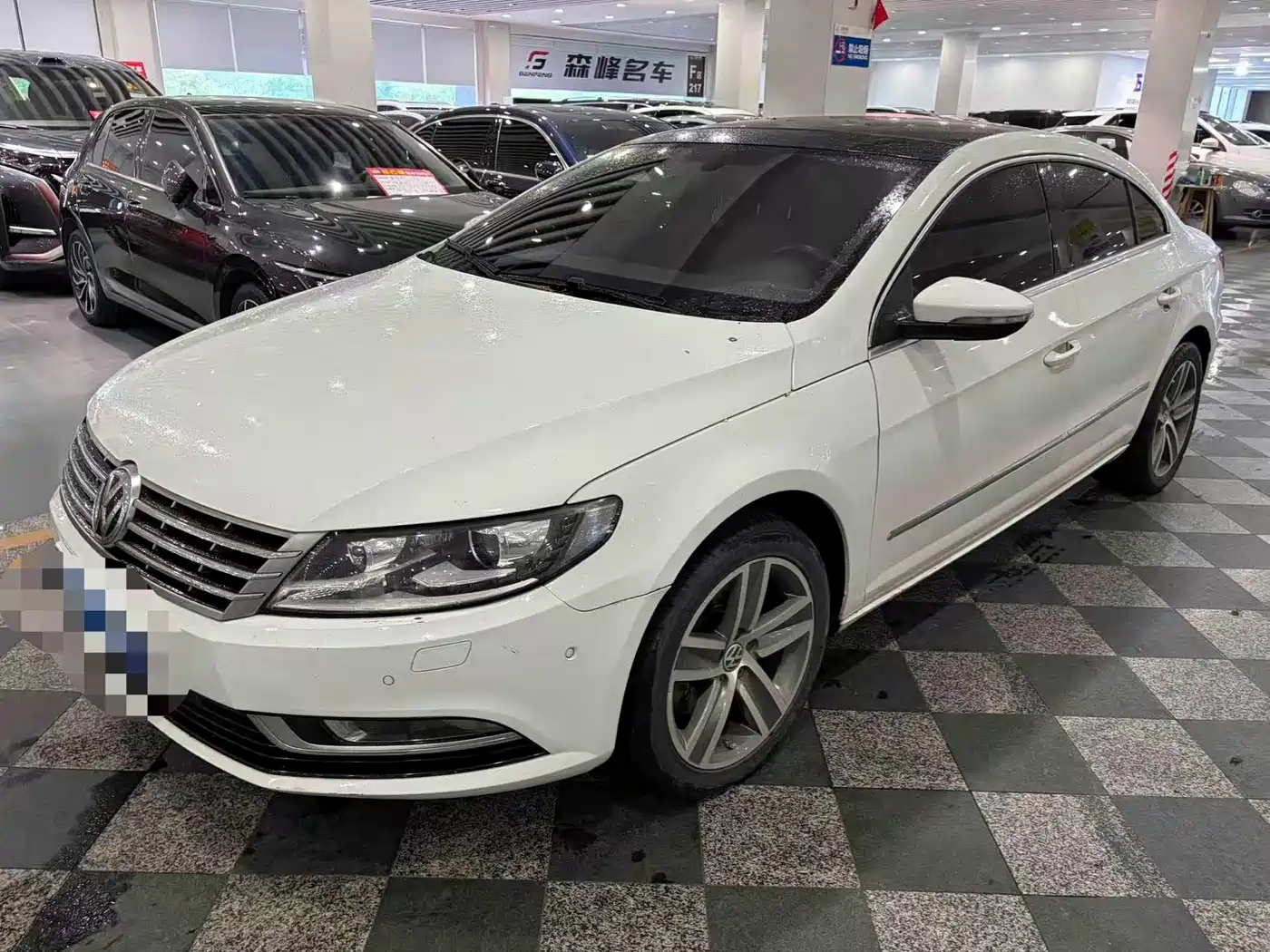 Volkswagen FAW-Volkswagen CC 2015 1.8TSI Luxury