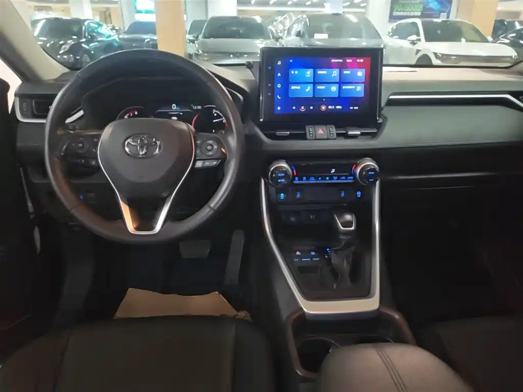 Toyota RAV4 Rongfang 2022 2.0L CVT 2WD Trend Plus Edition фото 10