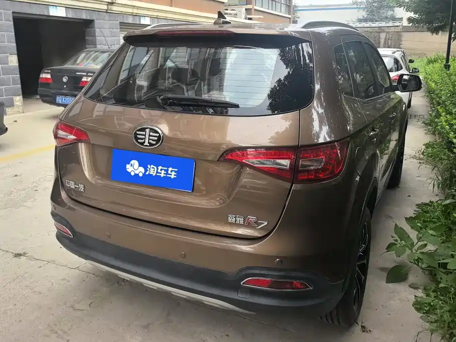 FAW Senya R7 2016 2016 1.6L Manual Intelligent