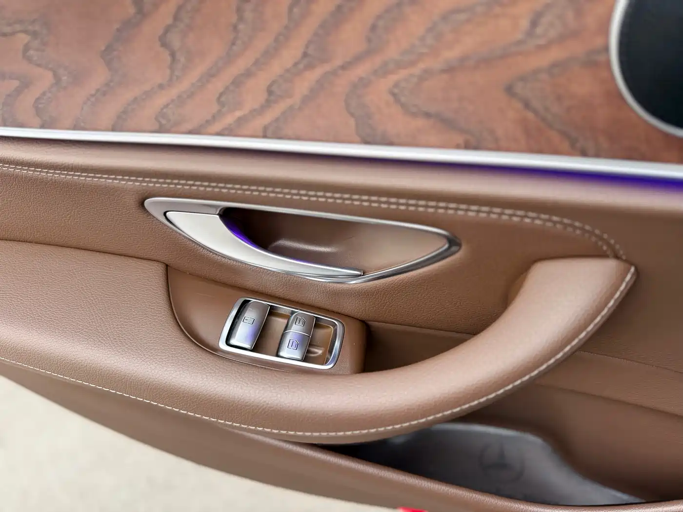 Mercedes-Benz E-Class 2022 E 300 L Fashion фото 21