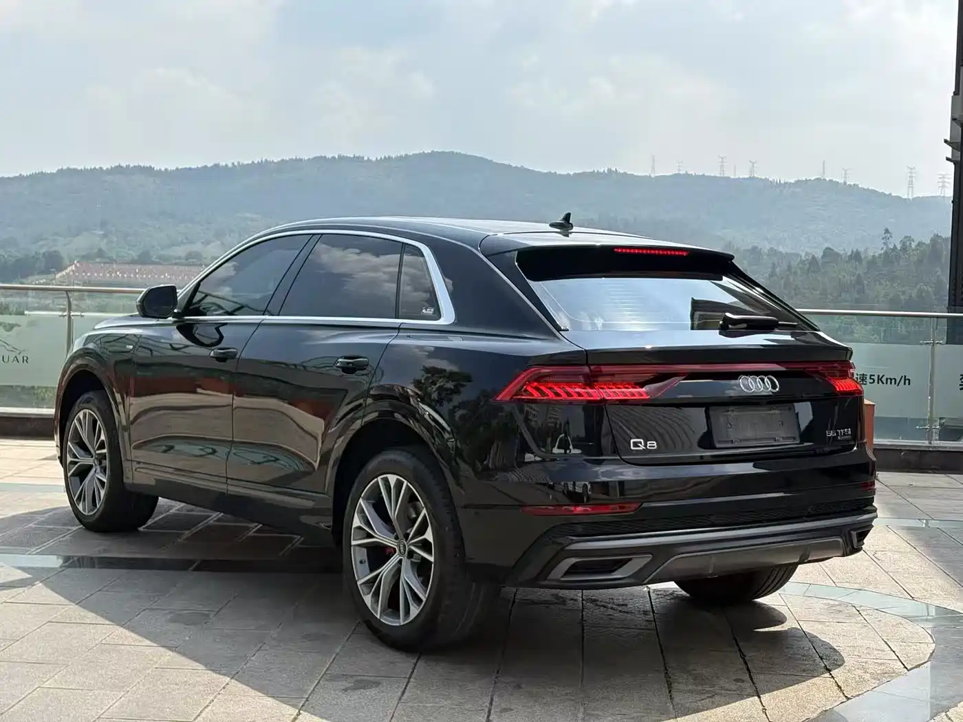 Audi Q8 2021 Model 55 TFSI Premium Dynamic фото 7