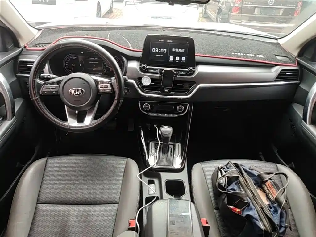 Kia Sportage 2018 2.0L Automatic Smart Luxury (China V) фото 10