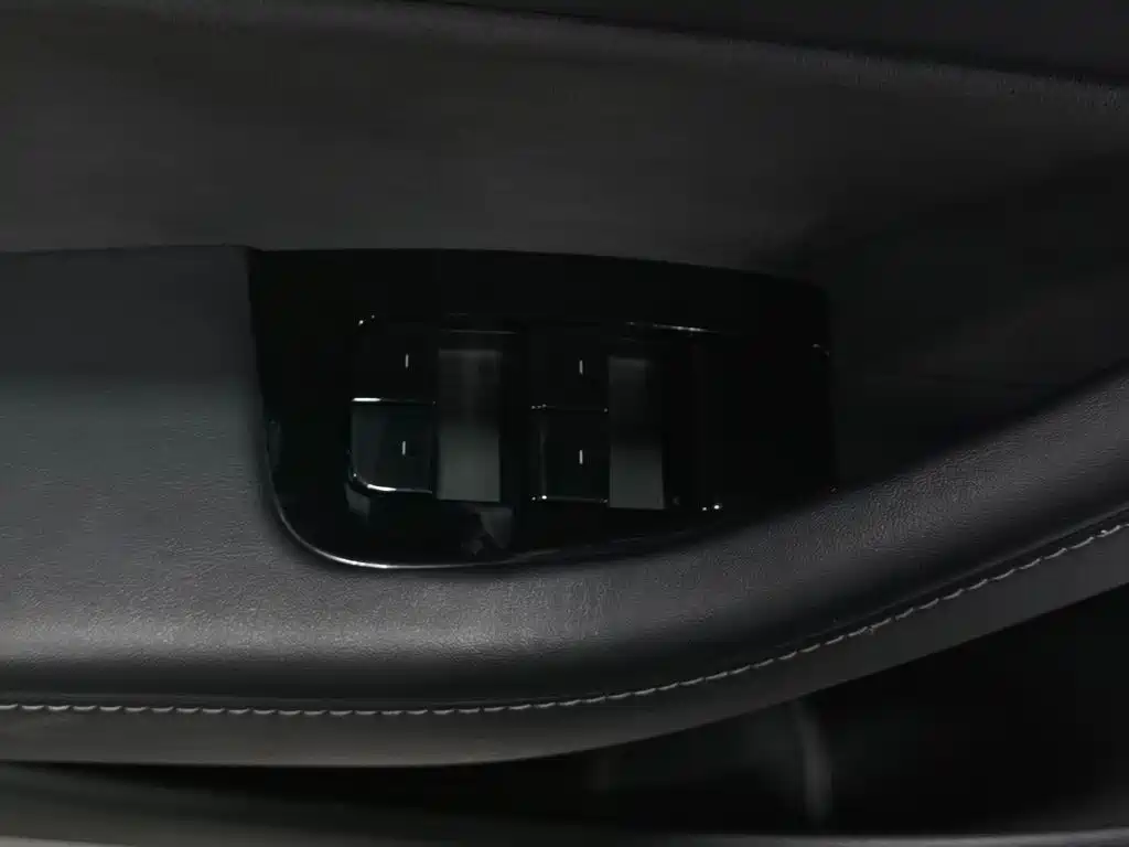 Tesla Model 3 (Import) 2019 2019 Standard Range RWD Upgraded Edition