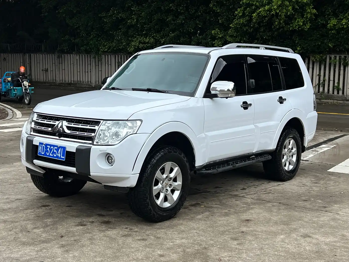 Mitsubishi Pajero (Import) 2009 3.8L 5-Door Premium