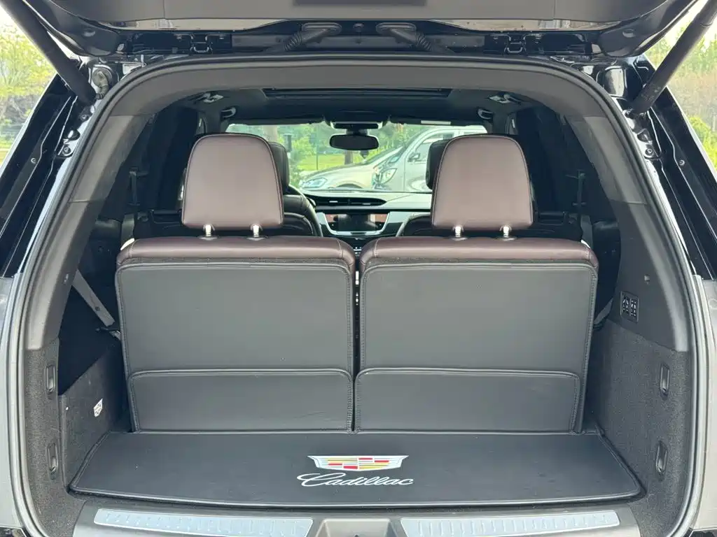 Cadillac XT6 2023 2022 2.0T 6-Seater 2WD Luxury Edition