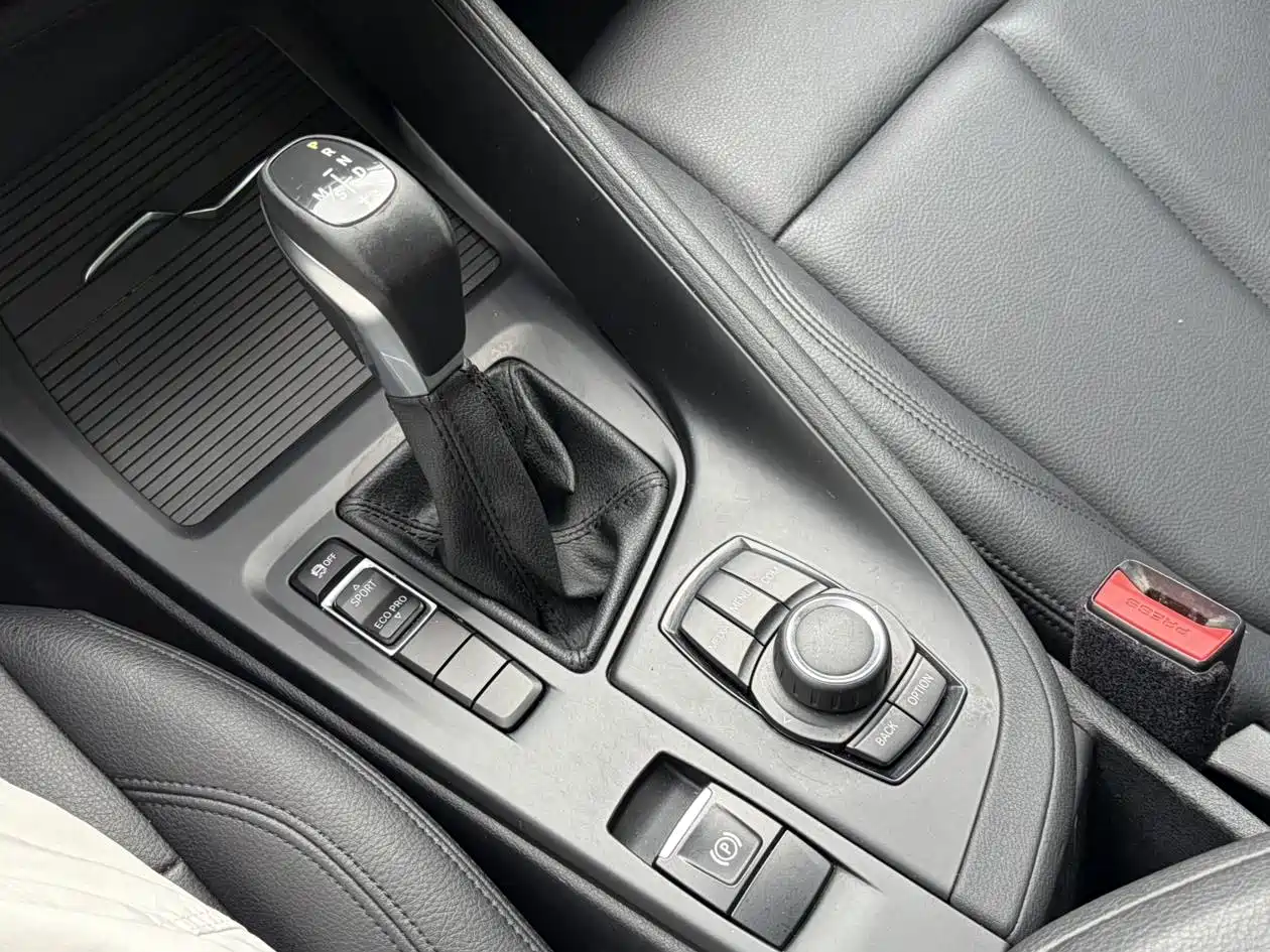 BMW X1 2019 sDrive20Li Leading Model фото 10