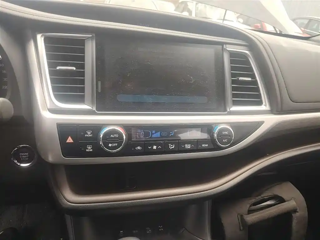 Toyota Highlander 2021 2.0T AWD Premium 7-Seater фото 13