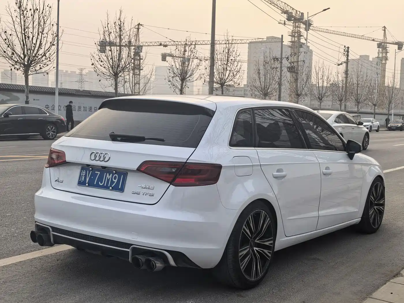 Audi A3 2014 Sportback 35 TFSI Automatic Comfort фото 9