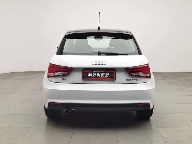 Audi A1 2016 30 TFSI Sportback Design Style Edition — фото 4