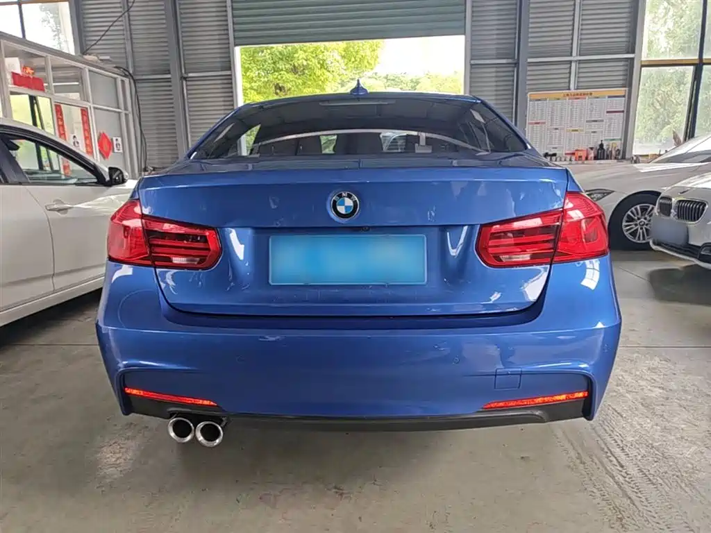 BMW 3 Series 2019 320i M Sport Package фото 4