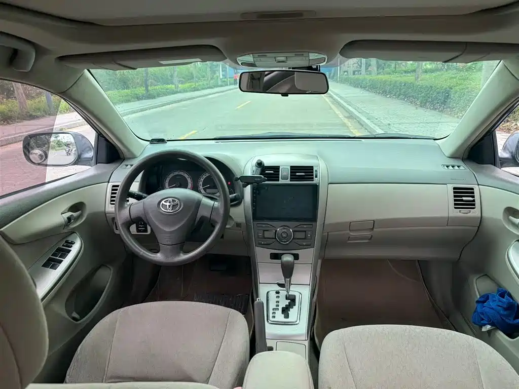 Toyota Corolla 2008 1.8L Automatic GL-i Sunroof Special Edition фото 7