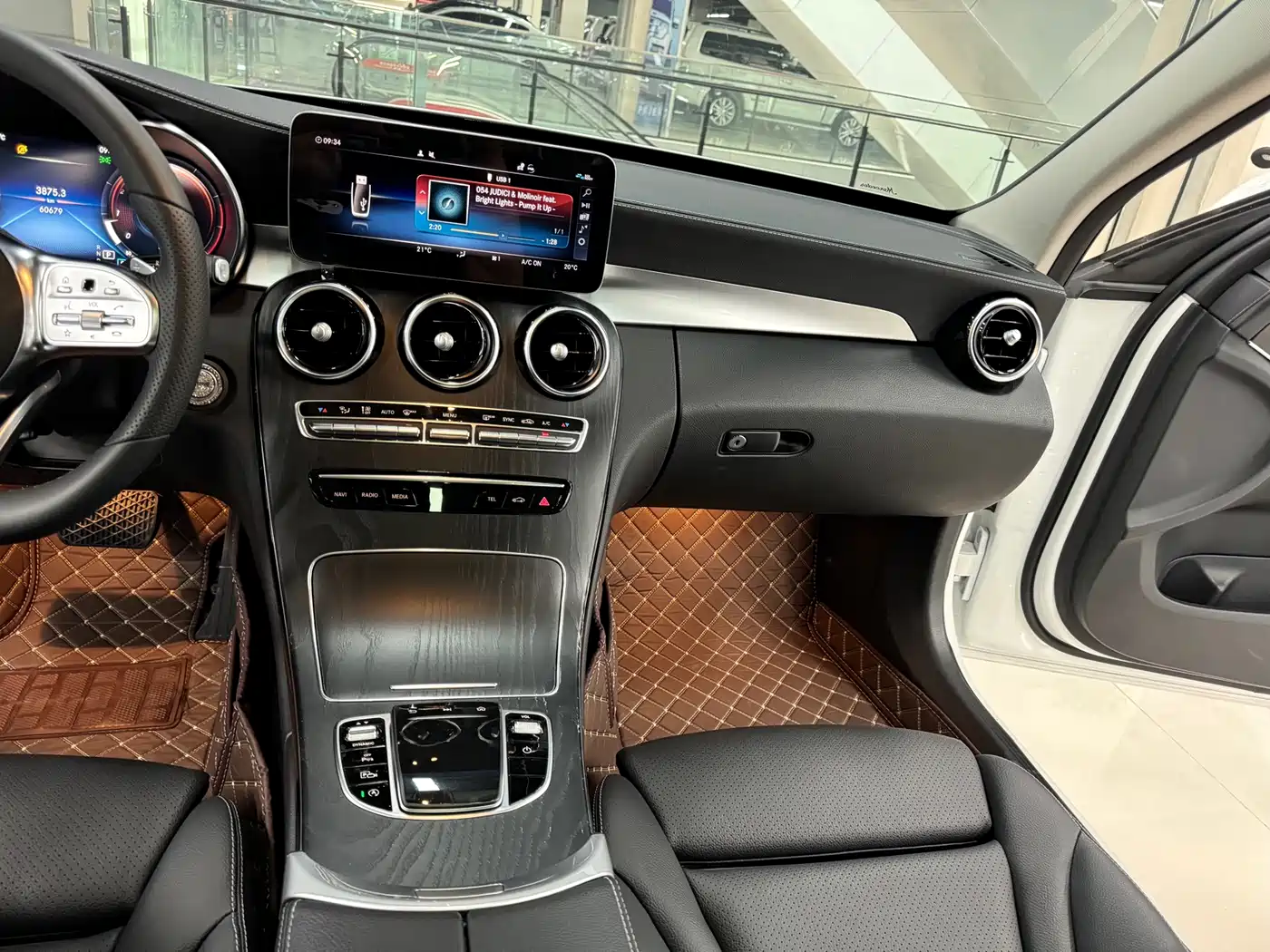 Mercedes-Benz C-Class 2021 C 200 L Fashion Sport Edition фото 15