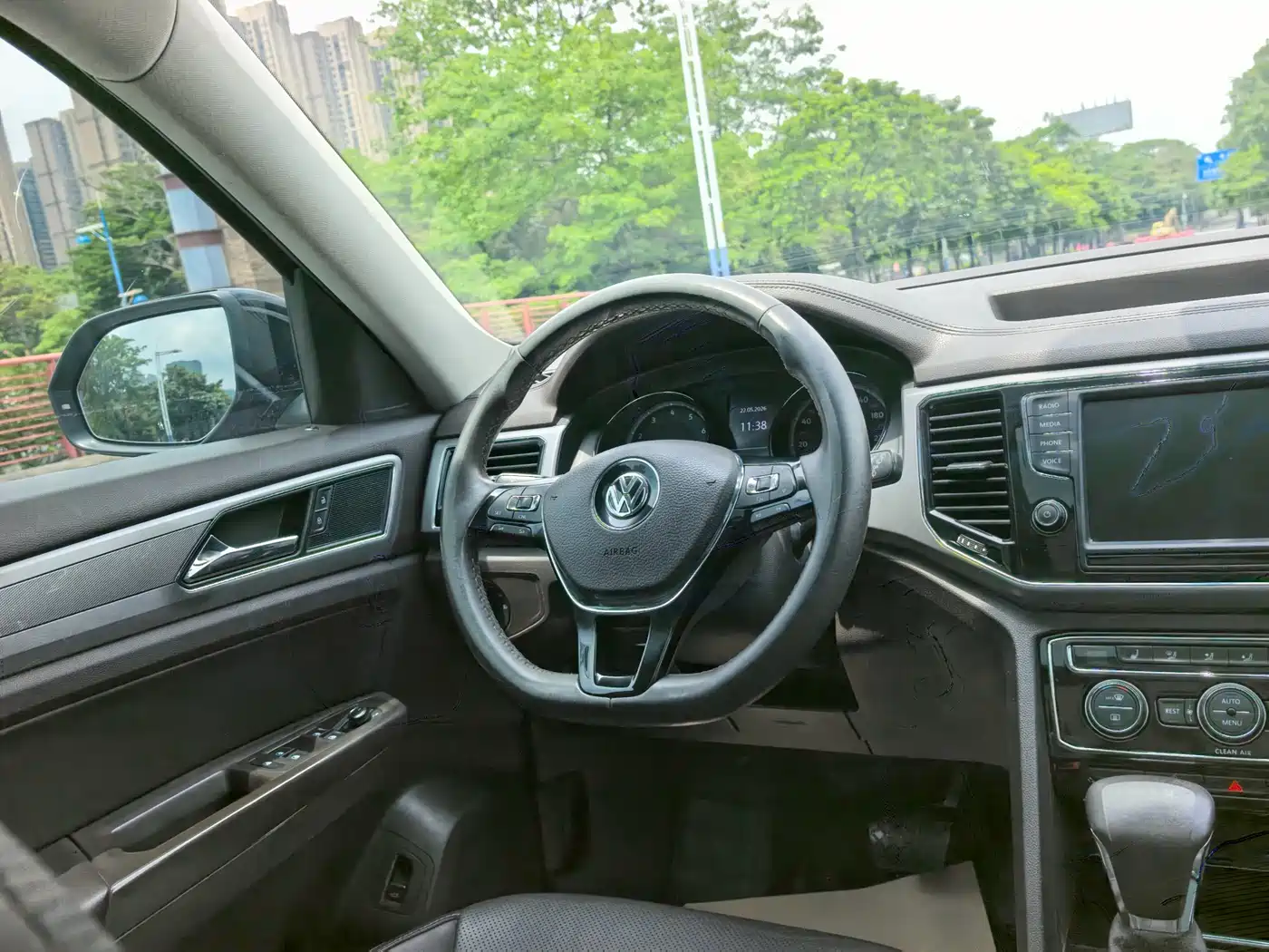 Volkswagen Teramont 2019 380TSI 4WD Luxury Edition China VI фото 7