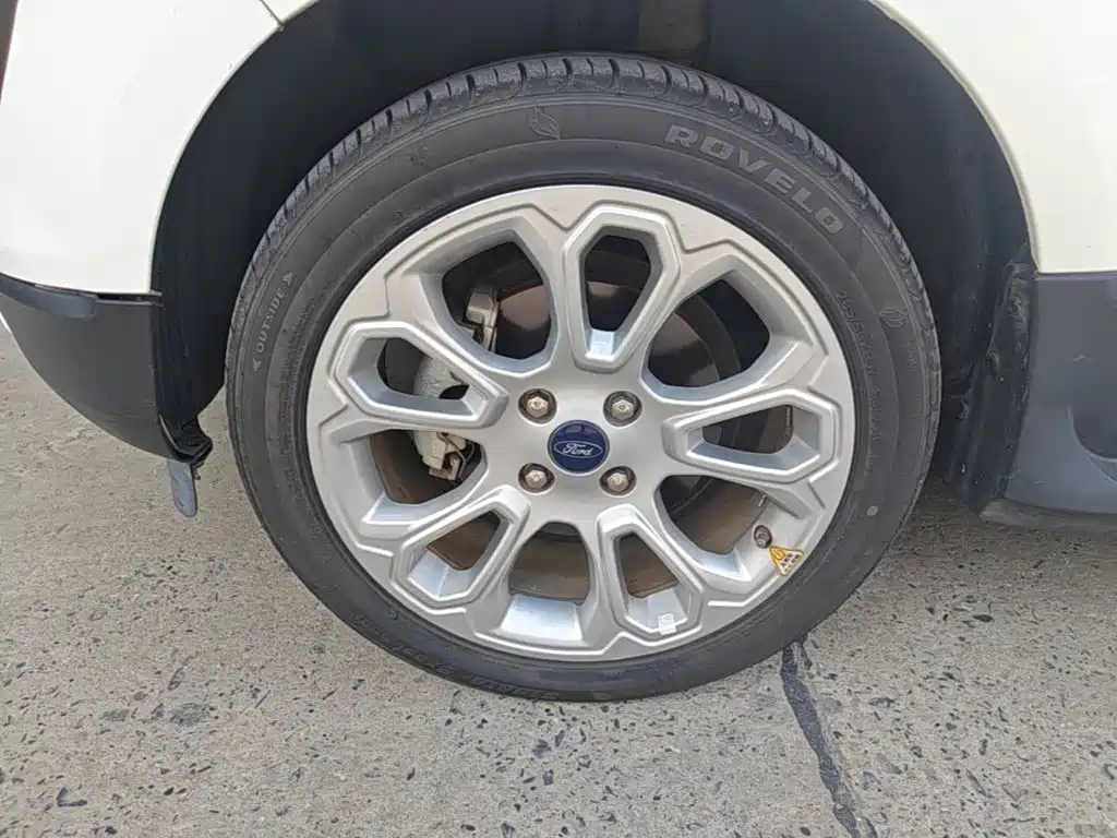 Ford EcoSport 2019 2018 Facelift 1.5L Automatic Platinum Wing