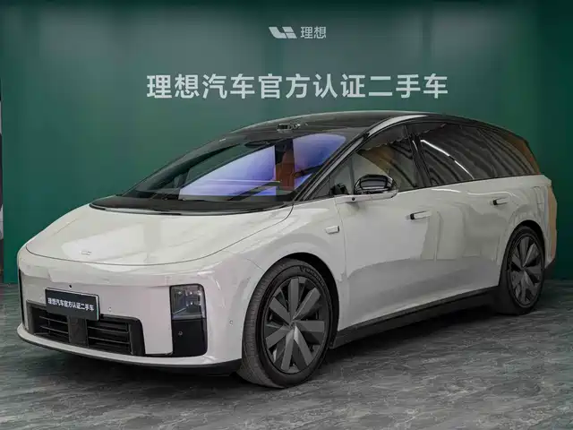 Li Auto Li i8 2025 Standard Edition