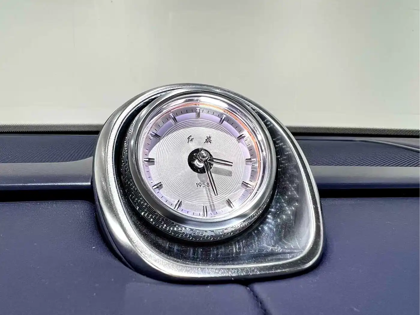 Hongqi Guoya 2024 4.0T V8 Version фото 26