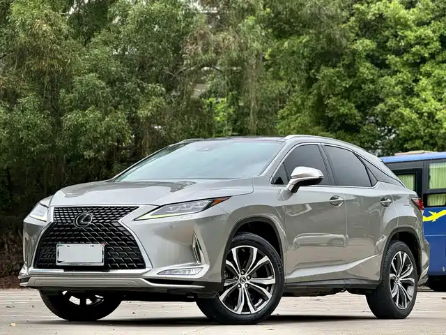 Lexus RX 2020 300 4WD Elegance Edition China VI — фото 1