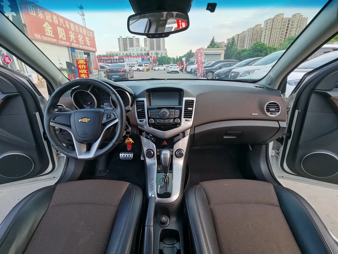 Chevrolet Cruze 2015 Hatchback 1.6L Automatic Comfort фото 10