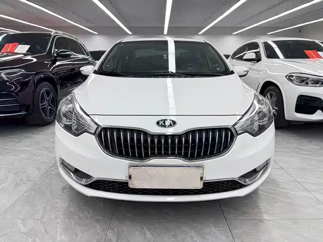 Kia K3 2013 1.6L Automatic GLS — фото 2