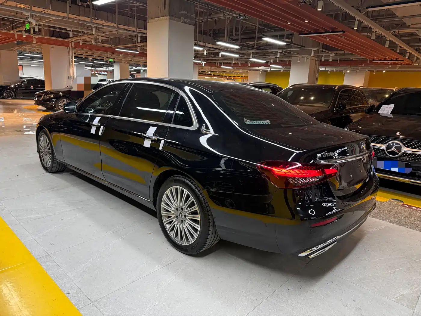 MERCEDES-BENZ E CLASS