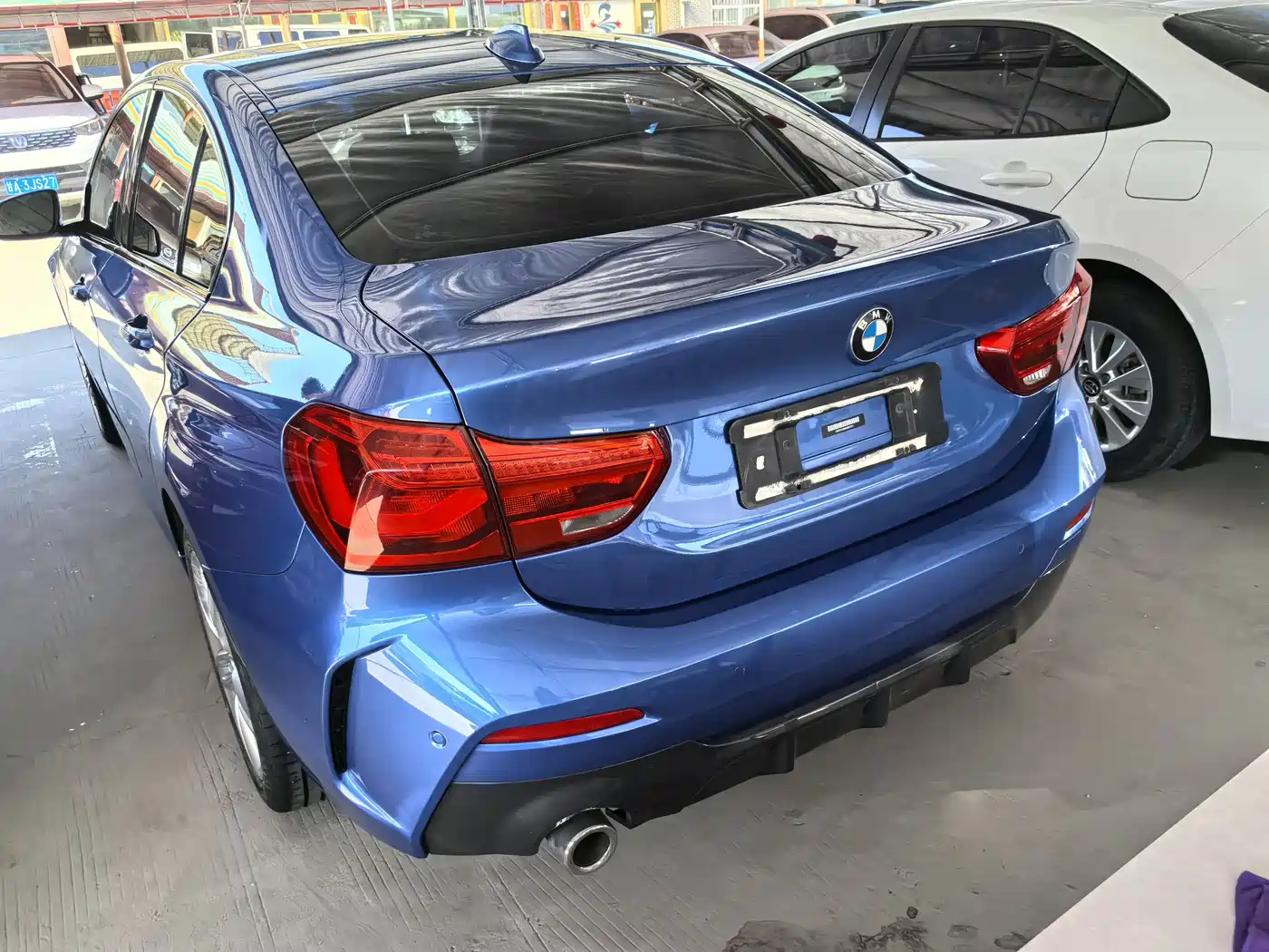 BMW 1 Series 2019 118i M Sport Package фото 4