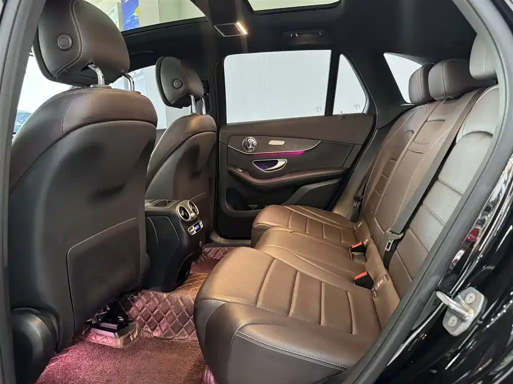 Mercedes-Benz GLC 2022 Facelift II GLC 260 L 4MATIC Luxury фото 16
