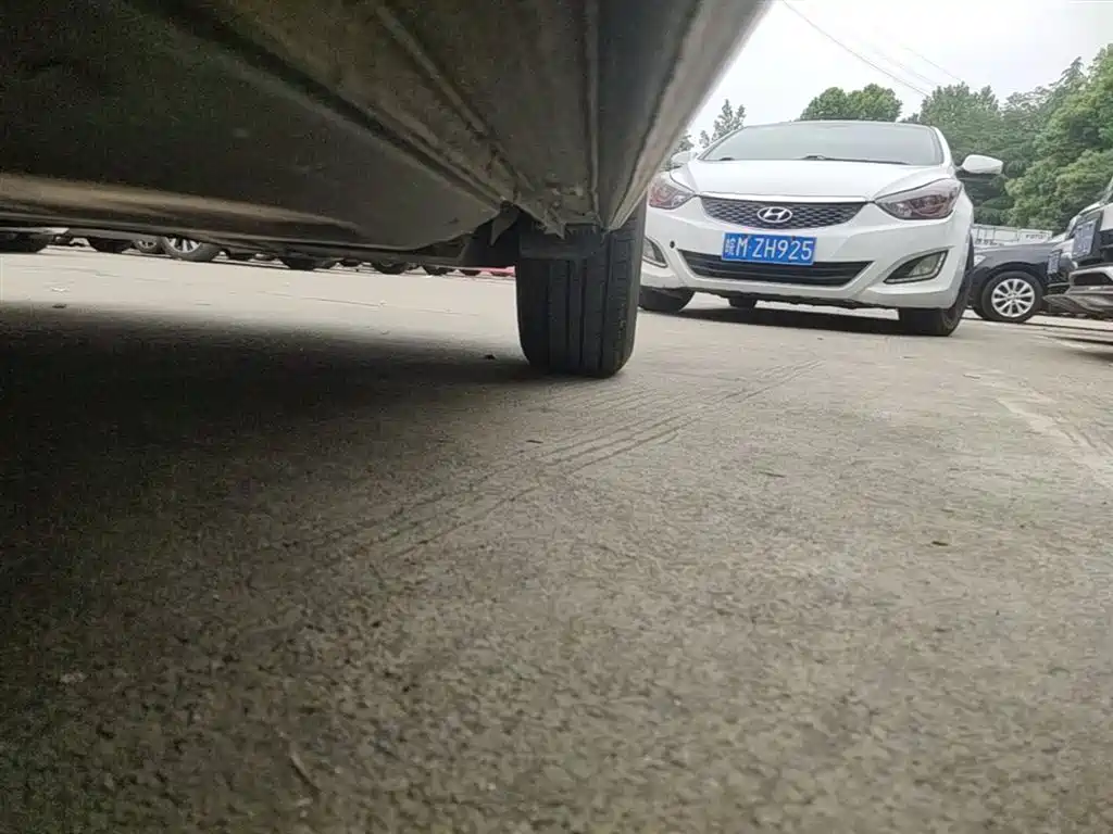 Volkswagen Polo 2019 Plus 1.5L Manual Panorama Enjoyment Edition фото 22