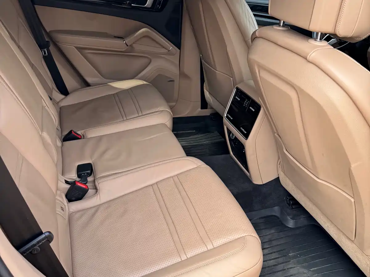 Porsche Cayenne 2019 Cayenne Coupé 3.0T фото 14