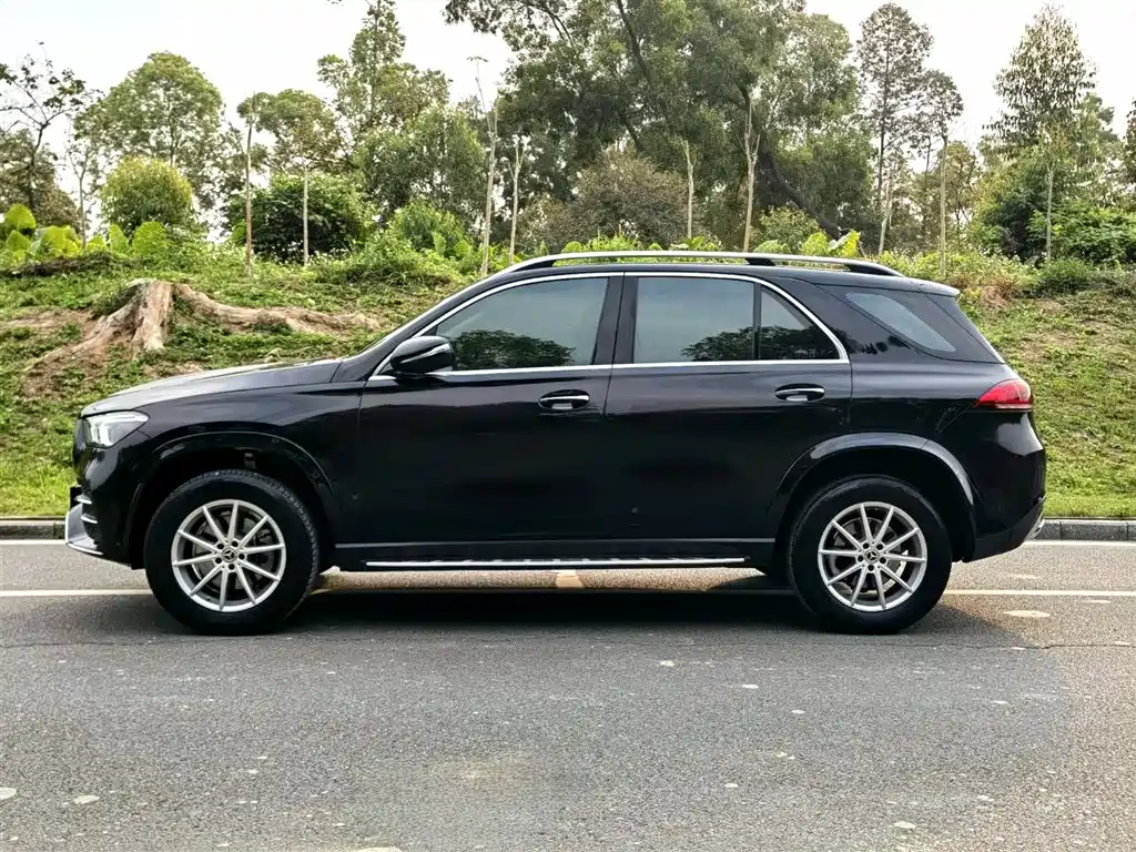 Mercedes-Benz GLE 2020 Facelift GLE 350 4MATIC Fashion фото 4
