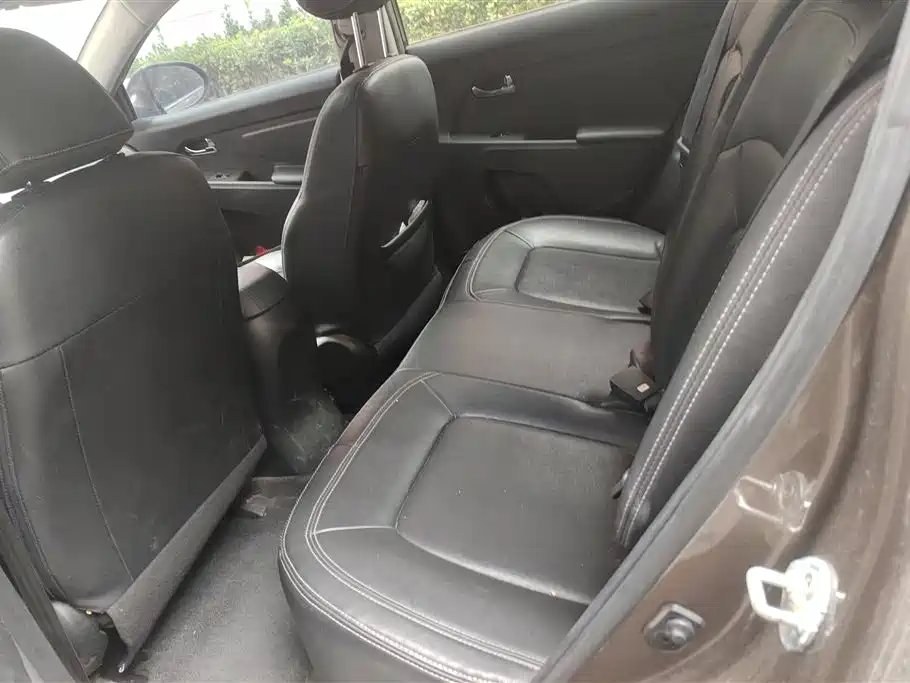 Kia Sportage 2012 2.0L Automatic 2WD NAVI Edition фото 11