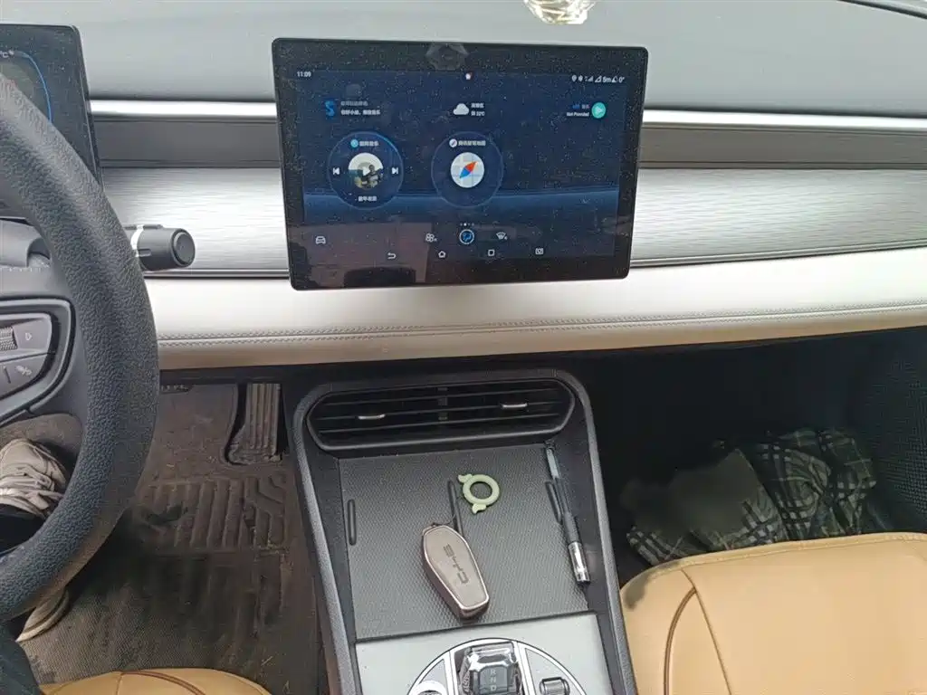 BYD Hai Bao 05 DM-i 2025 DM-i Smart Drive Edition 55KM Luxury фото 6