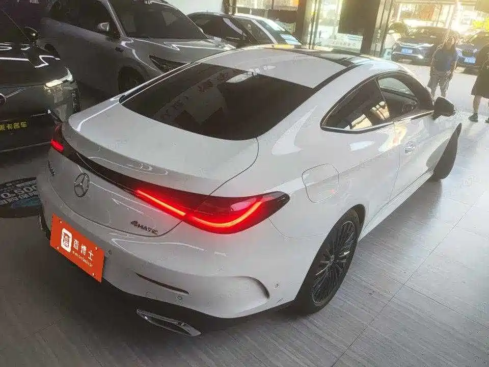 Mercedes-Benz CLE 2024 CLE 300 4MATIC Luxury Coupe фото 4