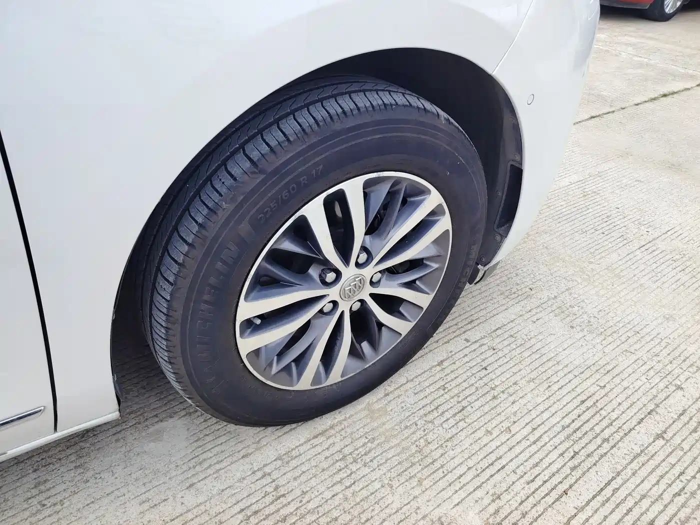 Buick GL8 2017 ES 28T Flagship China V фото 12