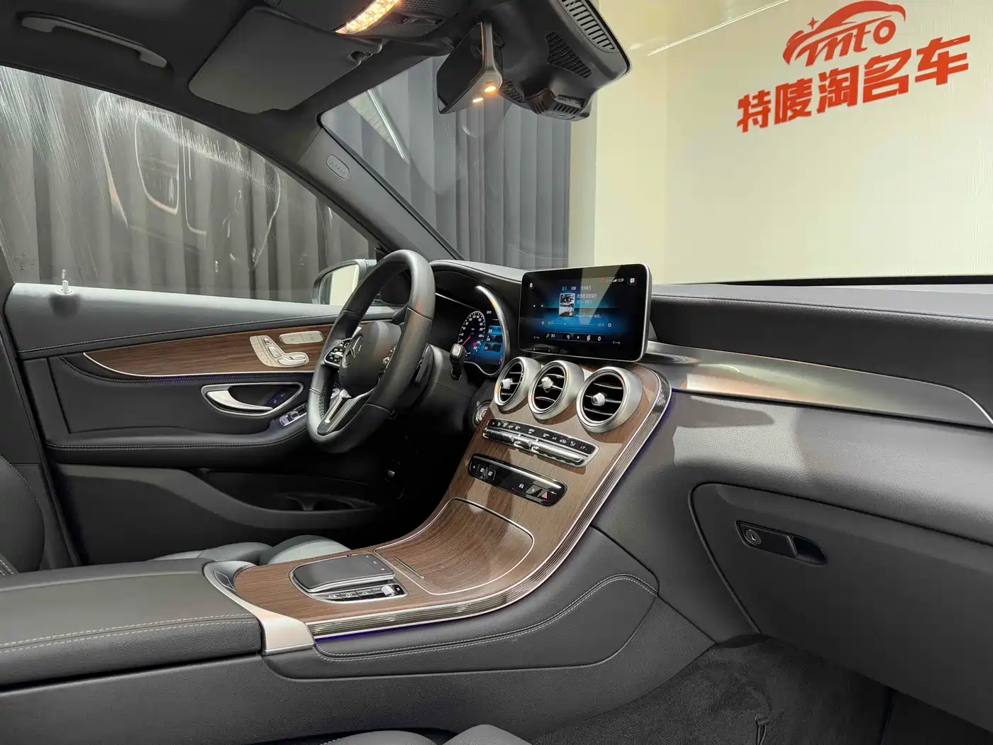 Mercedes-Benz GLC 2020 GLC 300 L 4MATIC Luxury фото 26