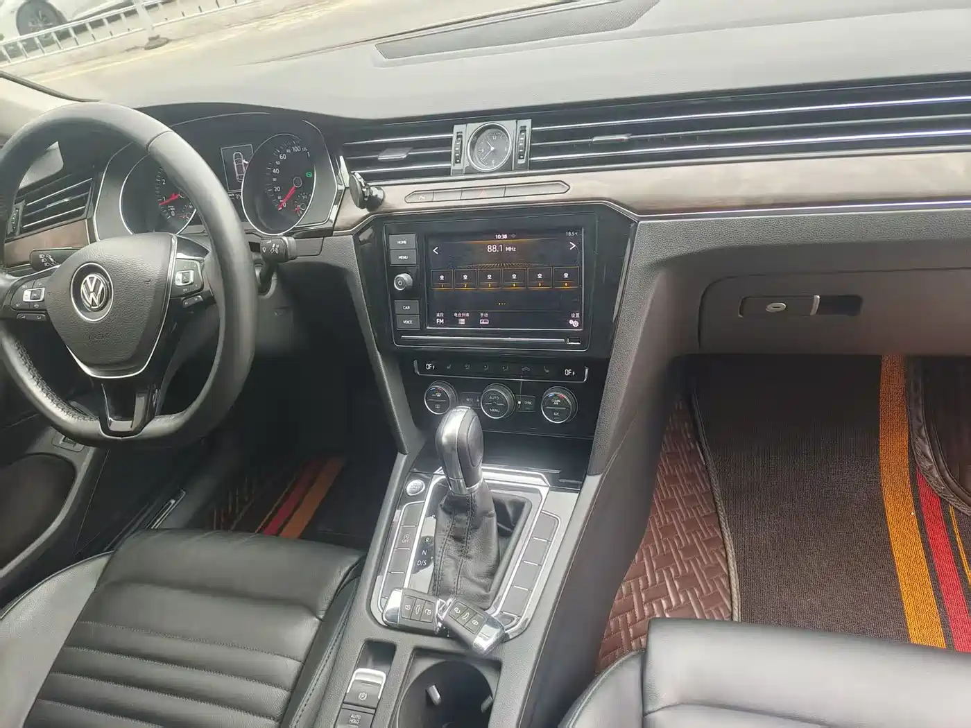 Volkswagen Magotan 2019 330TSI DSG Luxury Class China VI фото 6