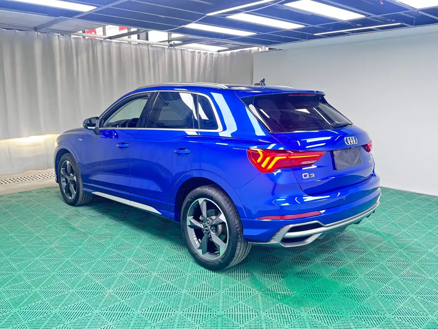 Audi Q3 2022 35 TFSI Fashion Dynamic фото 4