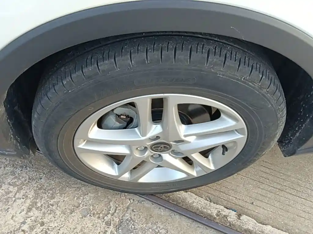 Toyota C-HR 2023 2023 Model 2.0L Premium Edition